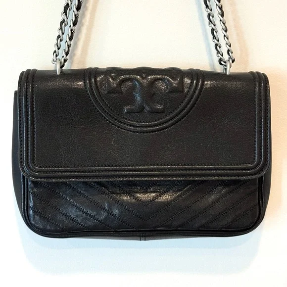 Tory Burch Fleming Shoulder Bag Metallic Black Quilted Leather Silver Chain - Picture 10 of 11